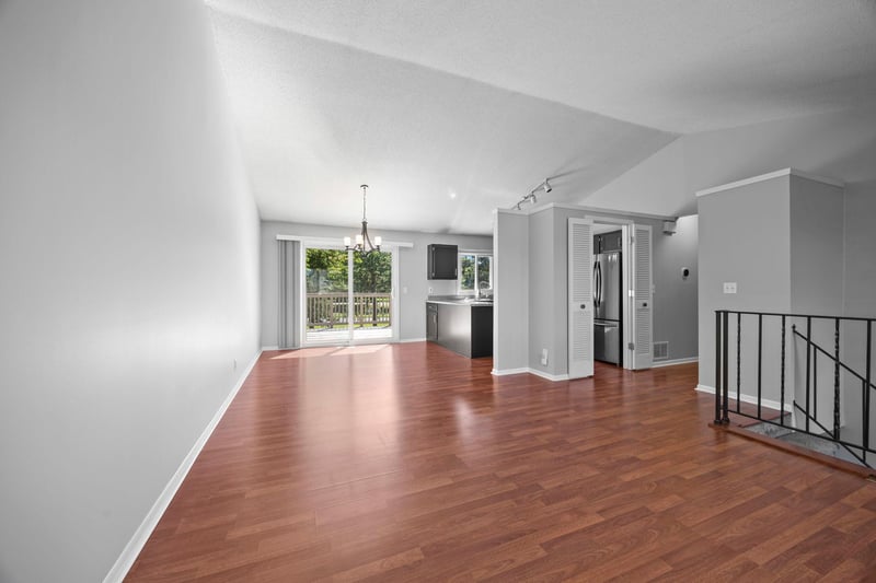 10172 Utah Ave S, Bloomington, MN 55438