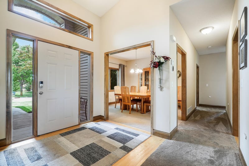 4972 Kassel Ave NE, Albertville, MN 55301