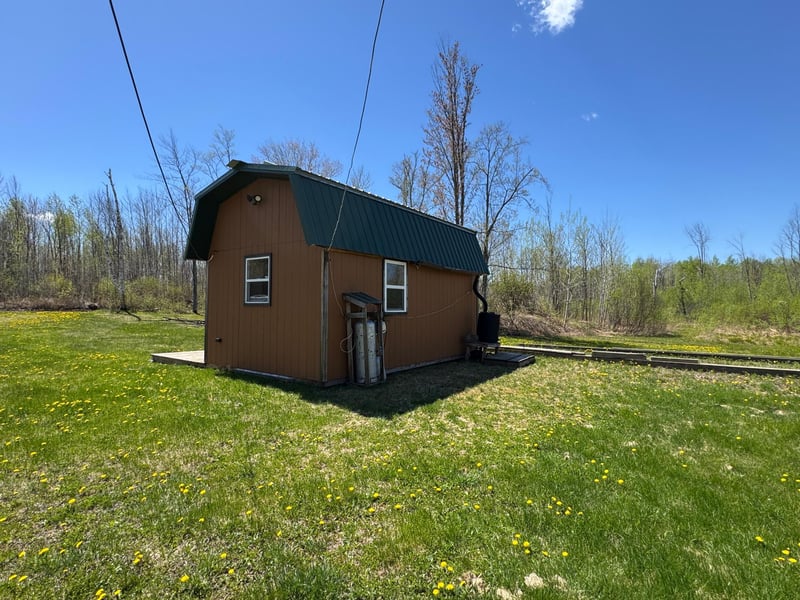 7233 Brown Rd, Kettle River, MN 55757