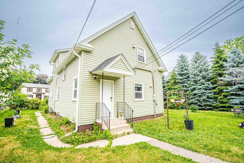 229 2nd Ave S, South Saint Paul, MN 55075