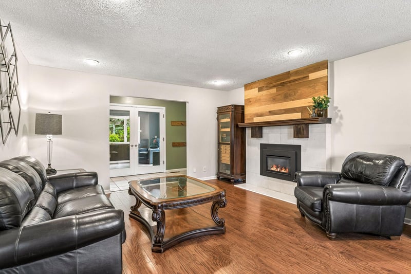 3970 Yorktown Ln N, Plymouth, MN 55441