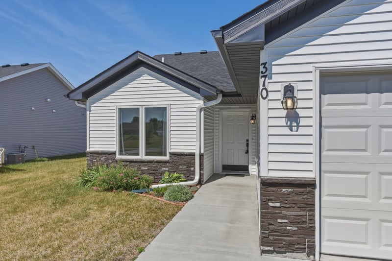 370 Mill St, Osceola, WI 54020
