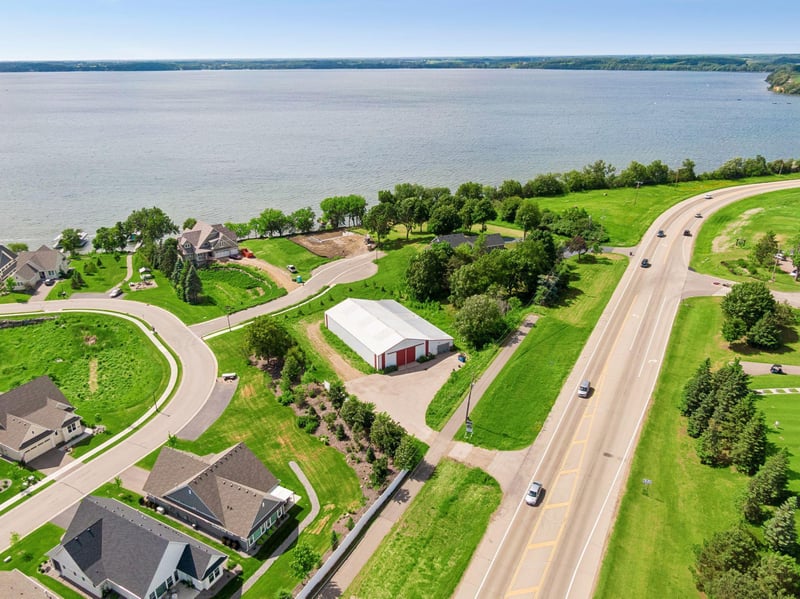 7860 Laketown Pw, Waconia, MN 55387