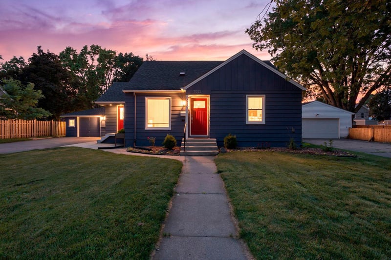 7032 Stevens Ave, Richfield, MN 55423