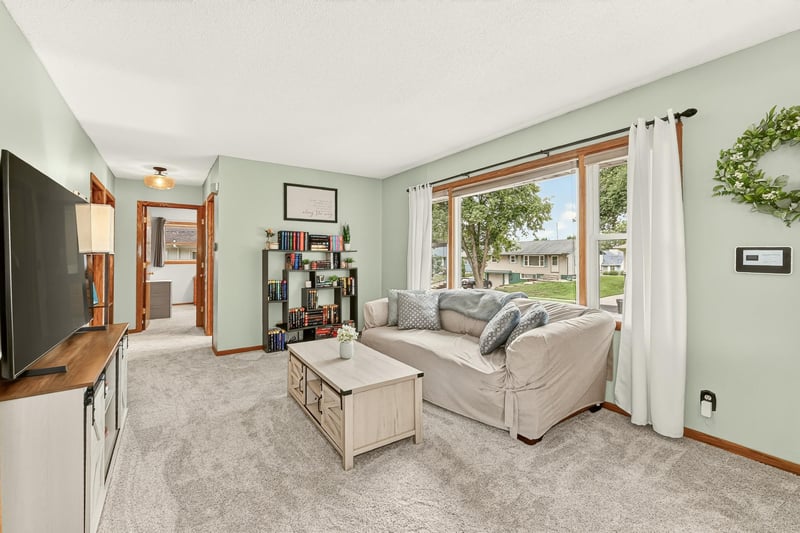 1810 25th Ave NW, Rochester, MN 55901