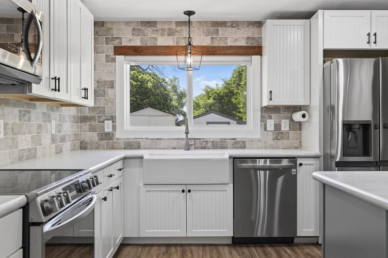 5335 Pine Beach Rd, Brainerd, MN 56401