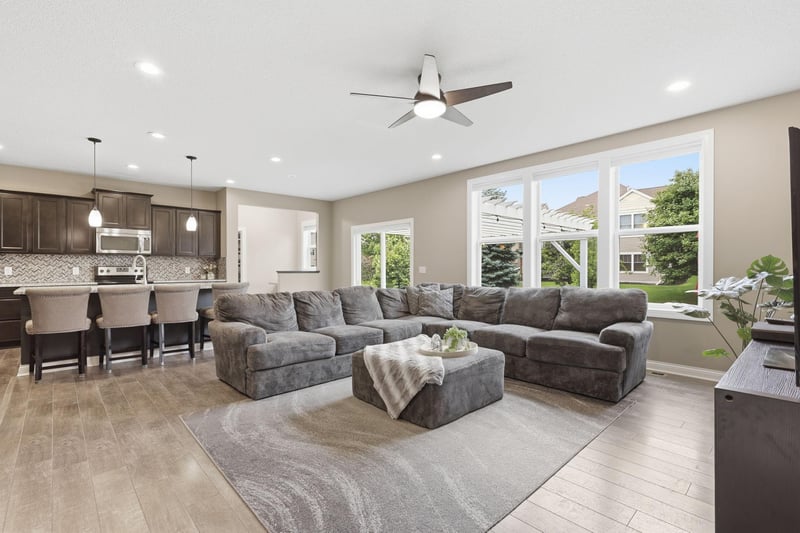 8359 Cottonwood Ln N, Maple Grove, MN 55369
