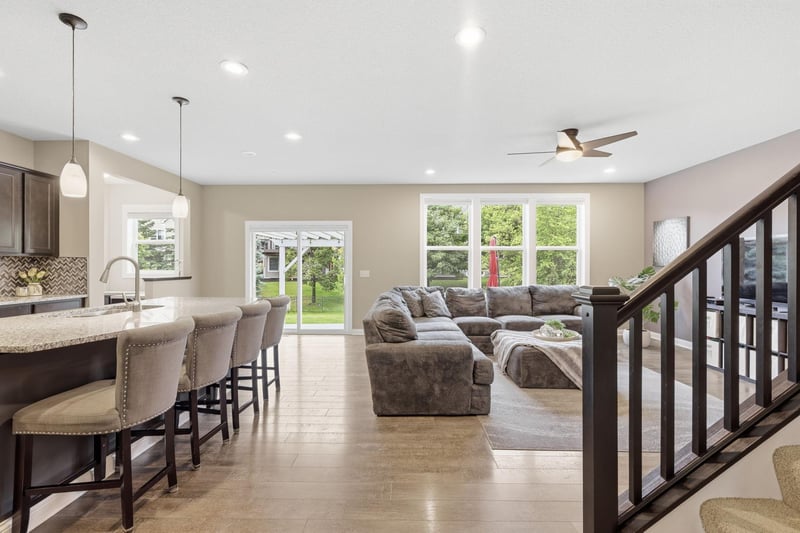 8359 Cottonwood Ln N, Maple Grove, MN 55369