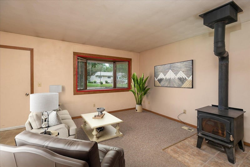 660 24th St NE, Owatonna, MN 55060