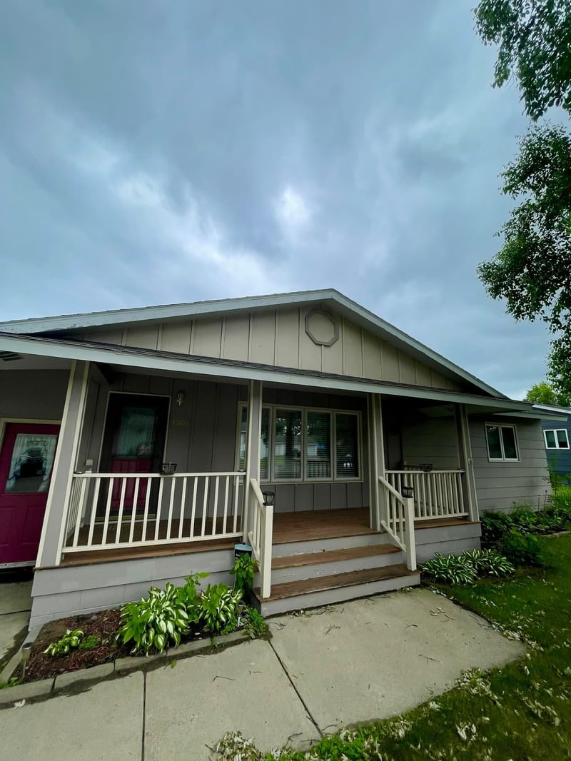 1006 10th St SW, Wadena, MN 56482