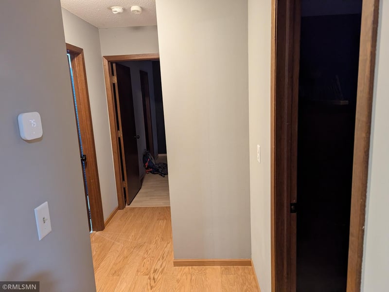 1741 W 140th St, Burnsville, MN 55337