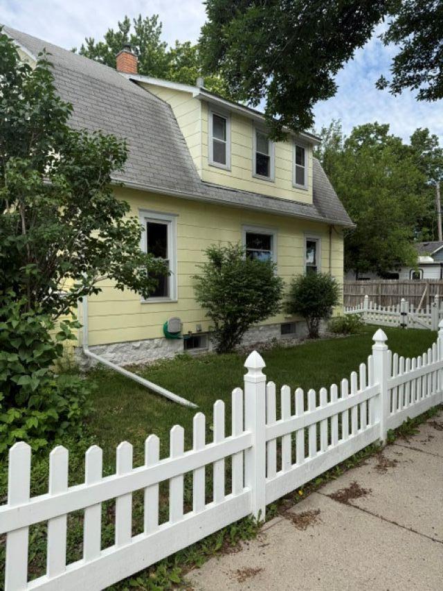 302 Nicollet Ave, Mankato, MN 56003