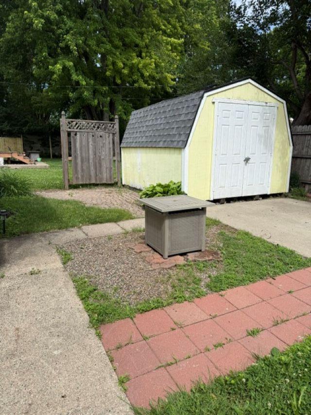 302 Nicollet Ave, Mankato, MN 56003