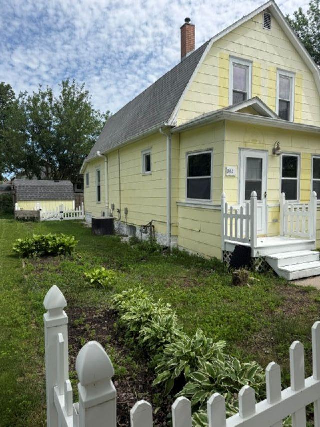 302 Nicollet Ave, Mankato, MN 56003