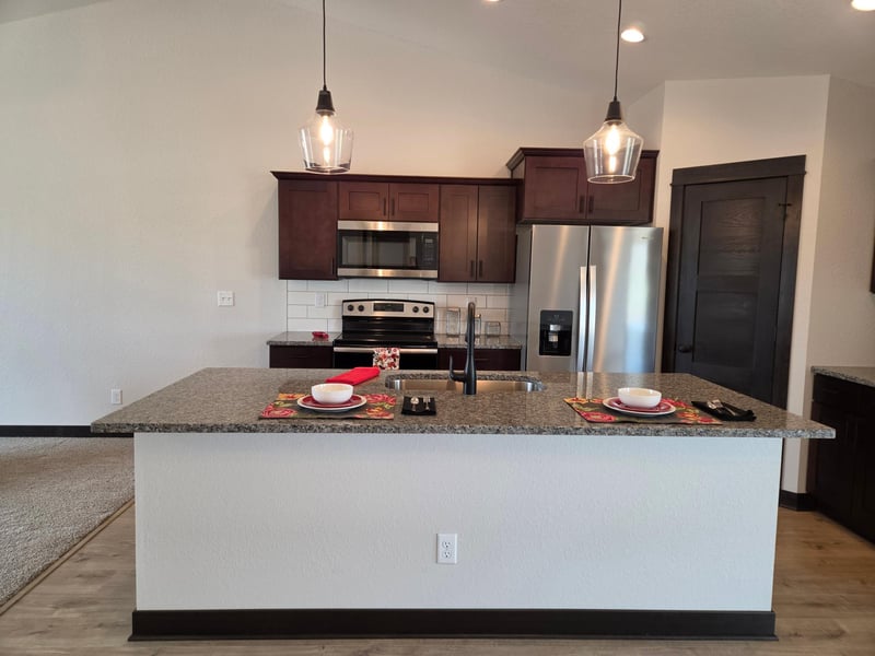 1363 Cullen St, Saint Peter, MN 56082