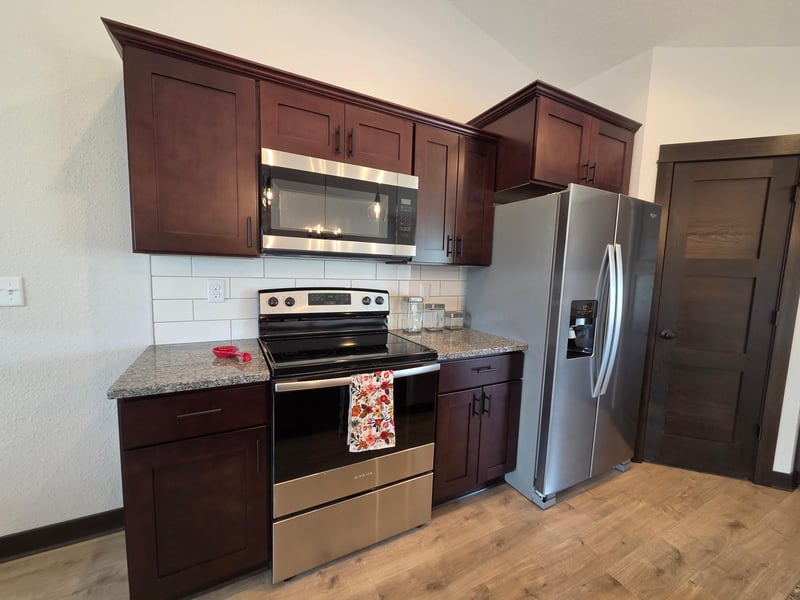1363 Cullen St, Saint Peter, MN 56082