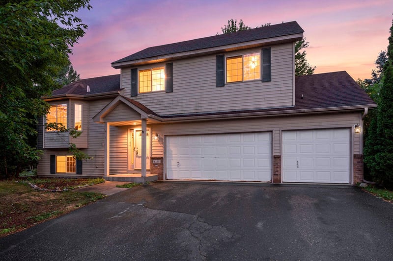4186 Upper 156th Ct W, Rosemount, MN 55068