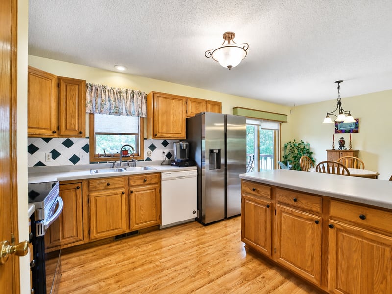 13384 Birch Dr, Baxter, MN 56425