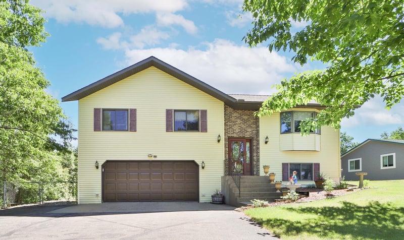 13384 Birch Dr, Baxter, MN 56425