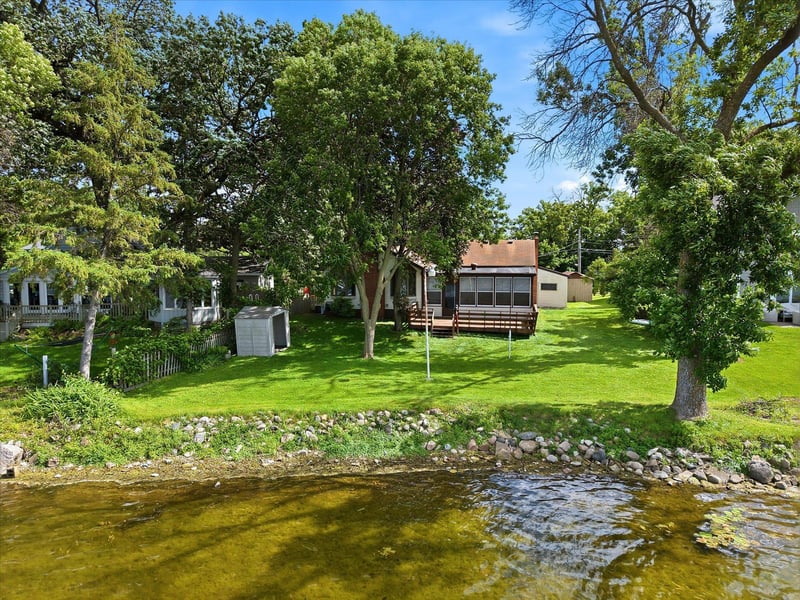 10226 S Shore Dr, Plymouth, MN 55441
