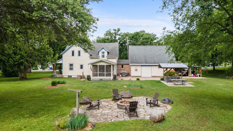 601 3rd Ave, Osceola, WI 54020
