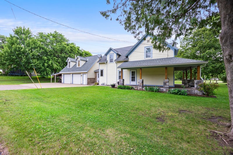 601 3rd Ave, Osceola, WI 54020
