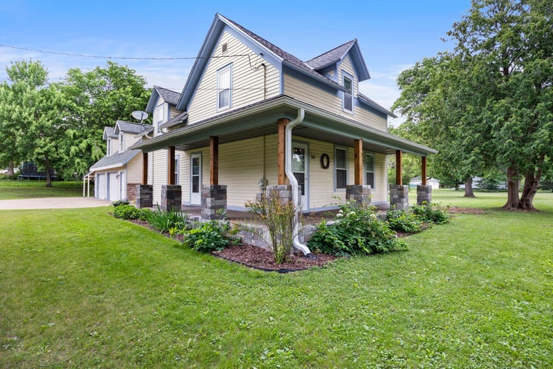 601 3rd Ave, Osceola, WI 54020