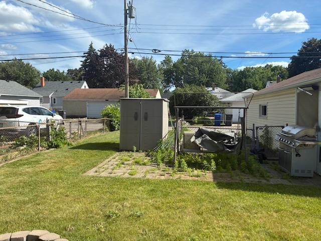 1552 Idaho Ave E, Saint Paul, MN 55106
