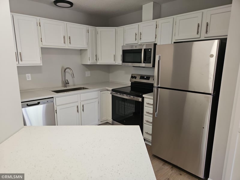 5467 Upper 182nd St W, Farmington, MN 55024