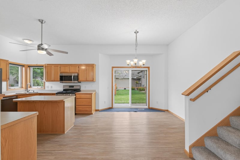 320 12th St, Farmington, MN 55024