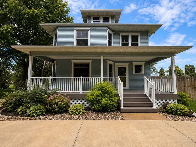 1300 S Section Ave, Spring Valley, MN 55975