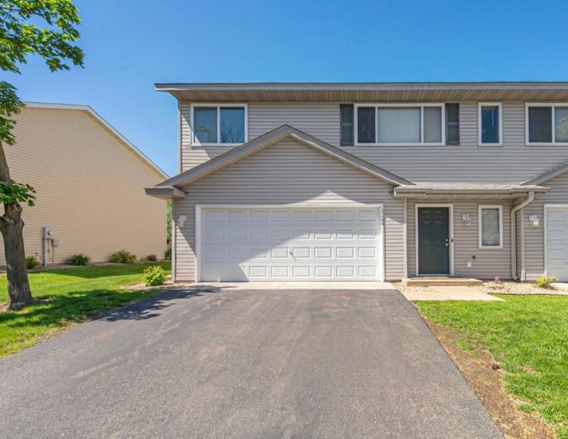 1244 Willow Trl, Farmington, MN 55024