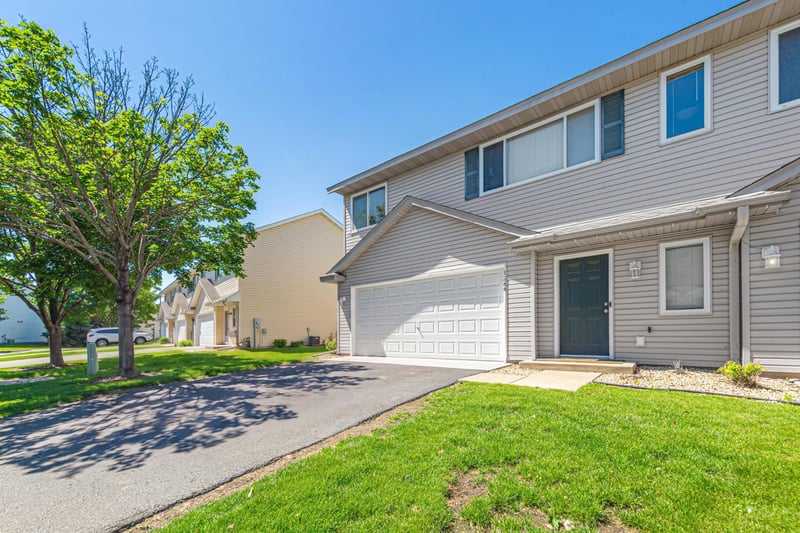 1244 Willow Trl, Farmington, MN 55024