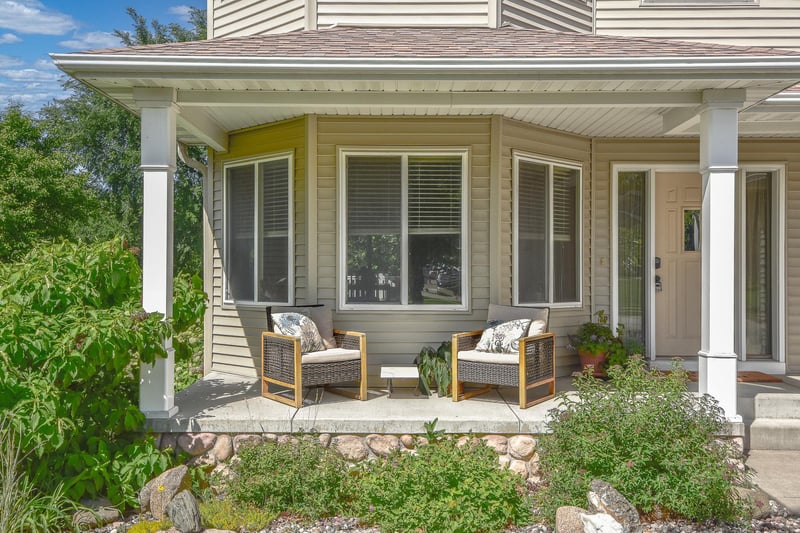 1815 Star Dr, Sauk Rapids, MN 56379