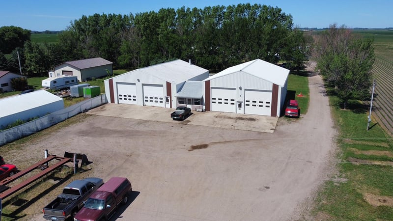 31033 Wass Ave, Round Lake, MN 56187