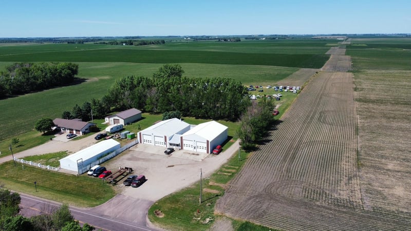31033 Wass Ave, Round Lake, MN 56187