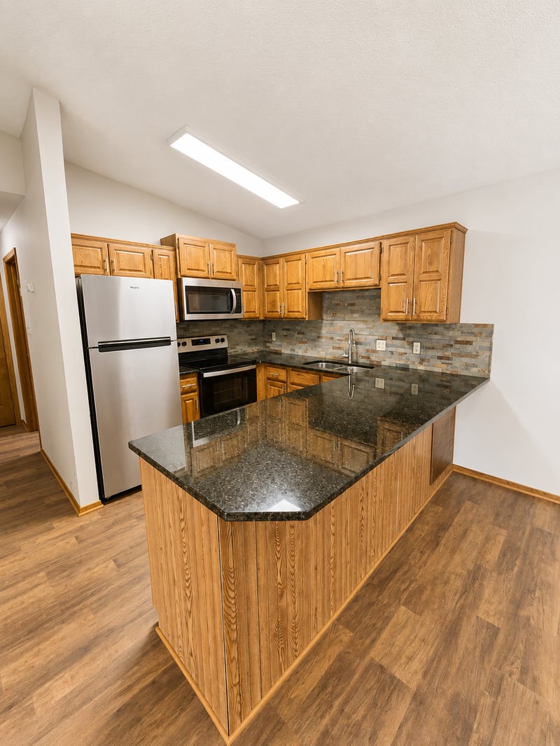 11173 Edgewood Cir N, Champlin, MN 55316