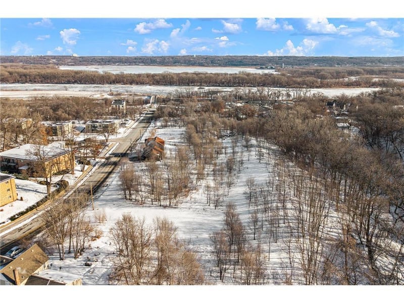 XXX Bryant Ave, South Saint Paul, MN 55118