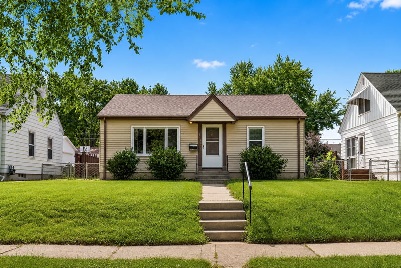 3518 Taylor St NE, Minneapolis, MN 55418