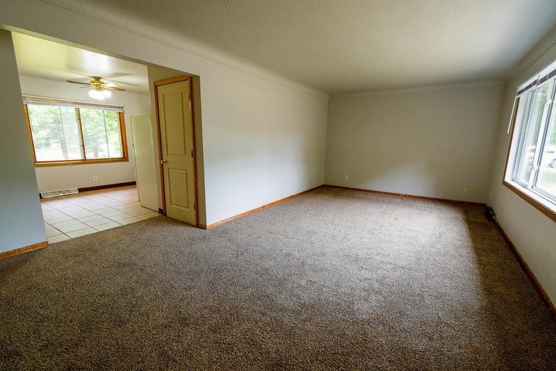 1107 17th St S, Moorhead, MN 56560