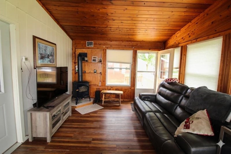 44872 Bending Cir, Harris, MN 55032