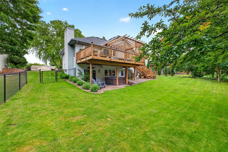 3421 Birchwood Ln SW, Rochester, MN 55902