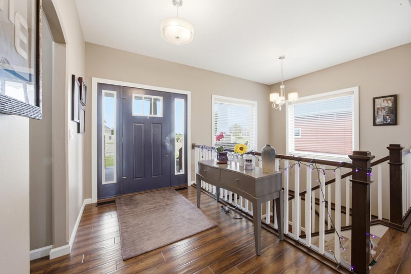 1406 W Summerwood Trl, Dilworth, MN 56529