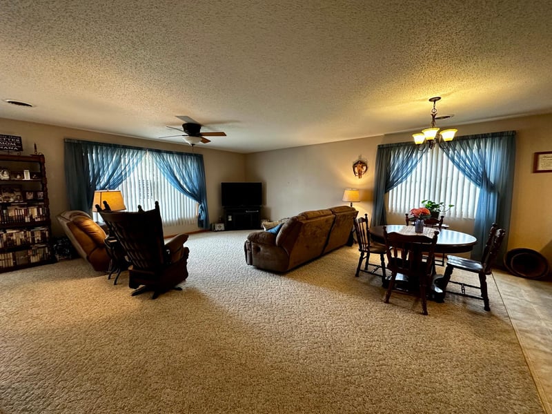 305 E Fillmore, Mabel, MN 55954