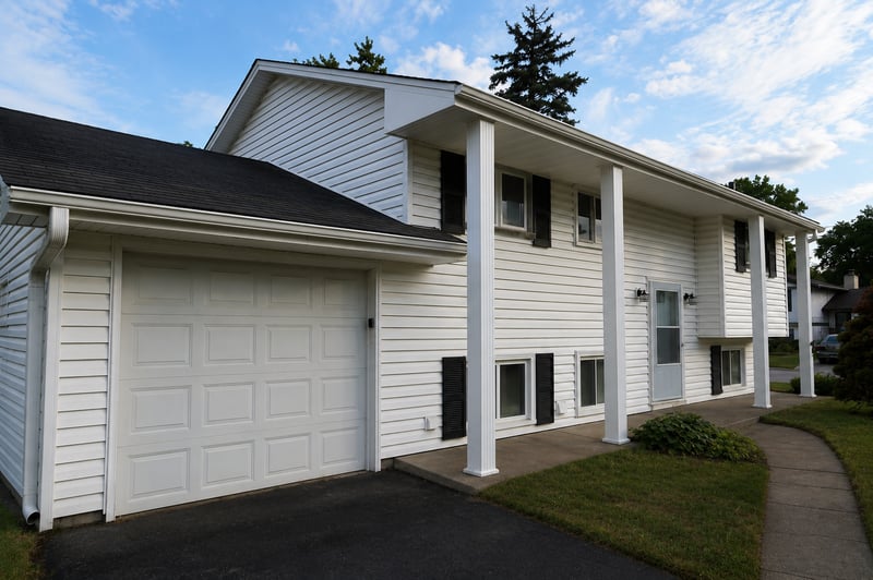 298 Ely St NE, Fridley, MN 55432