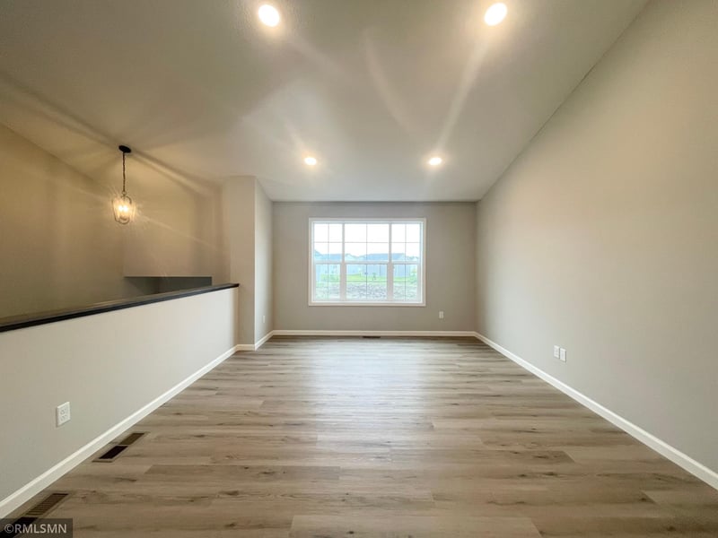 19862 Enfield Ave N, Forest Lake, MN 55025