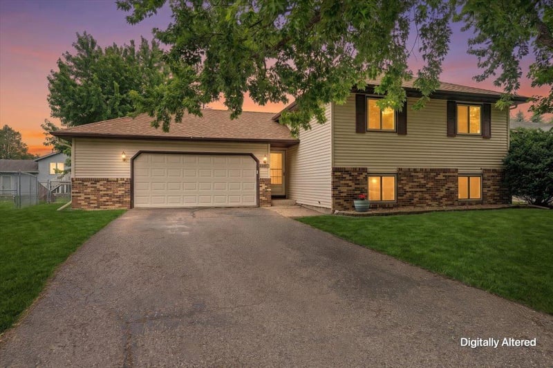5316 184th St W, Farmington, MN 55024