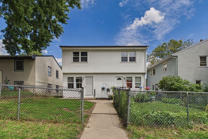 355 14th Ave S, South Saint Paul, MN 55075