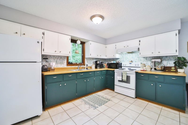 4654 Forest Hills Cir, Nisswa, MN 56468