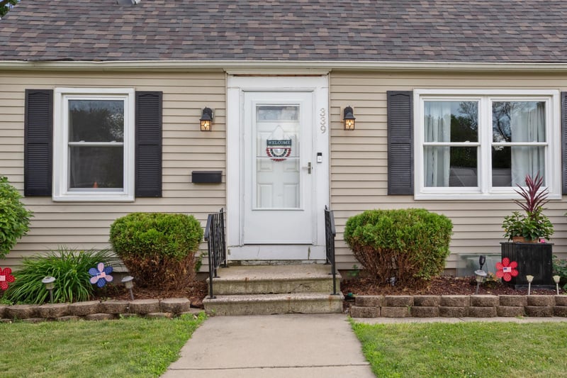 339 Jefferson Ave, Mankato, MN 56003